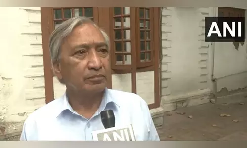 जम्मू-कश्मीर की जनता धर्मनिरपेक्ष, गैर-भाजपा सरकार चाहती है: कुलगाम से माकपा उम्मीदवार Tarigami जम्मू-कश्मीर की जनता धर्मनिरपेक्ष, गैर-भाजपा सरकार चाहती है: कुलगाम से माकपा उम्मीदवार Tarigami