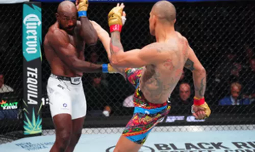 UFC 307: परेरा ने राउंट्री जूनियर पर रिकॉर्ड-सेटिंग जीत के साथ अपना दबदबा बढ़ाया