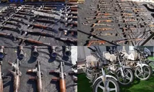 7 अक्टूबर का हमला: आईडीएफ ने हमास आतंकियों के हथियारों और वाहनों को प्रदर्शनी में दिखाया