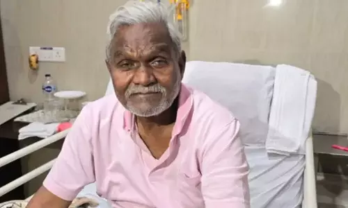 Champai Soren ब्लड शुगर संबंधी जटिलताओं के कारण अस्पताल में भर्ती Champai Soren ब्लड शुगर संबंधी जटिलताओं के कारण अस्पताल में भर्ती