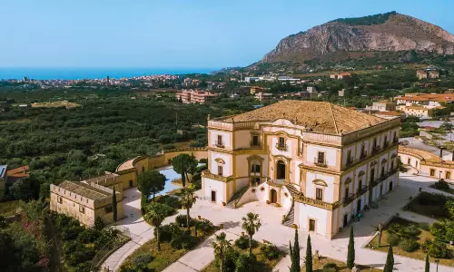 Sicily: माफिया की मौजूदगी से प्रभावित, जहां पर्यटक नहीं जाते Sicily: माफिया की मौजूदगी से प्रभावित, जहां पर्यटक नहीं जाते