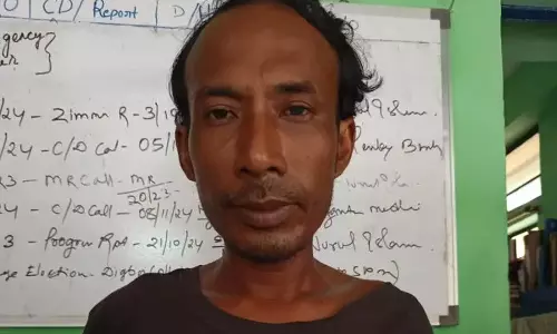 Assam : आरोपी ने कुछ देर भागने के बाद डिगबोई पुलिस के सामने आत्मसमर्पण किया