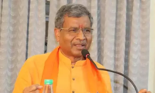 Giridih:  बाबूलाल ने किया सड़क निर्माण कार्य का शिलान्यास