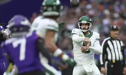 Aaron Rodgers 60,000 गज तक गेंद फेंकने वाले 9वें एनएफएल खिलाड़ी बन गए Aaron Rodgers 60,000 गज तक गेंद फेंकने वाले 9वें एनएफएल खिलाड़ी बन गए