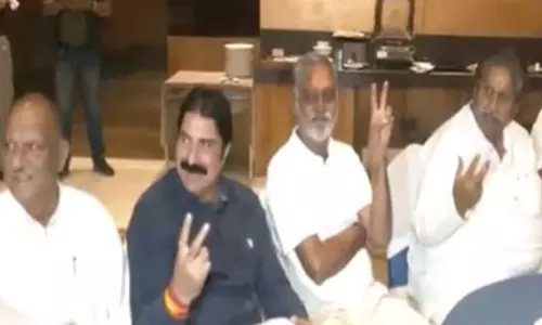 जम्मू-कश्मीर: Congress उम्मीदवारों ने अपने अनुभव पर चर्चा के लिए बैठक की