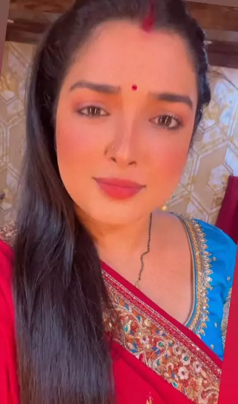Amrapali Dubey के सेक्सी ठुमके
