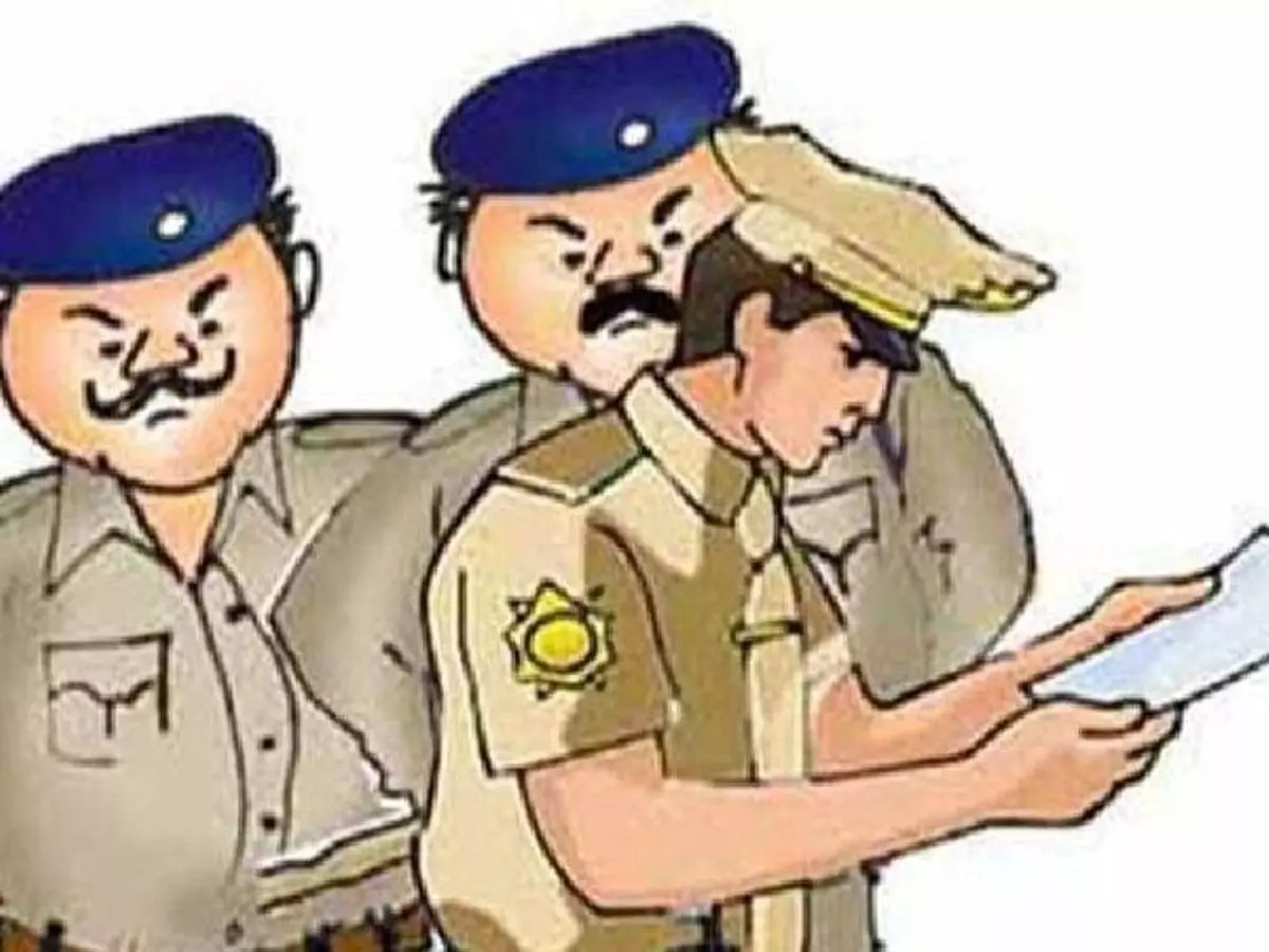 Lucknow: यूपी पुलिस कर्मियों की एक माह तक छुट्टियों पर लगी रोक