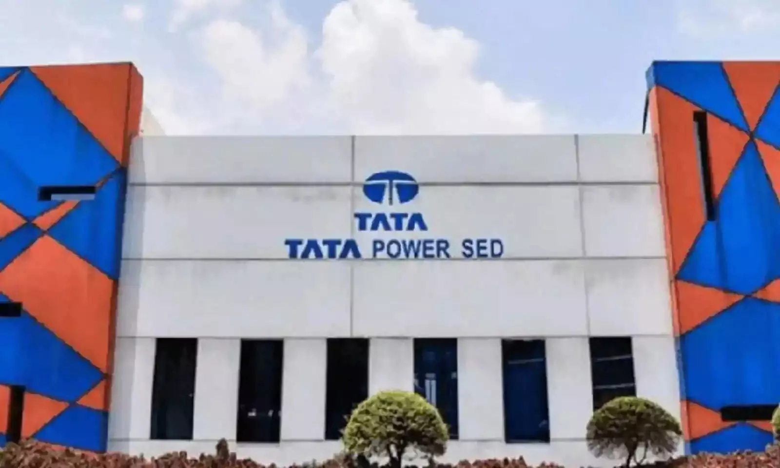 Tata Power के शेयर में -5.09% की गिरावट