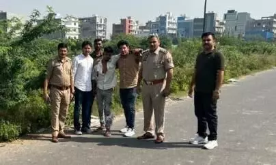 Noida Crime News: पुलिस के साथ मुठभेड़ में 25 हजार का इनामी बदमाश घायल हुआ