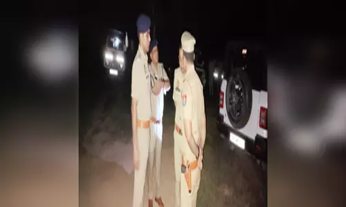 खेत में बेहोश मिली नाबालिग लड़की, गले में दुपट्टे से लगाया गया था फंदा