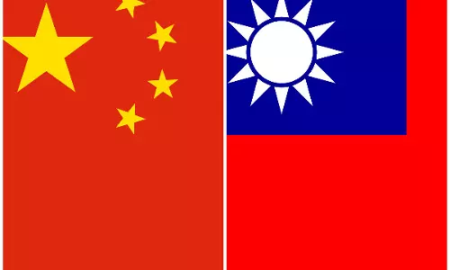 China के साथ तनाव के बीच द्विपक्षीय वार्ता के लिए अमेरिकी सांसद ताइवान पहुंचे China के साथ तनाव के बीच द्विपक्षीय वार्ता के लिए अमेरिकी सांसद ताइवान पहुंचे