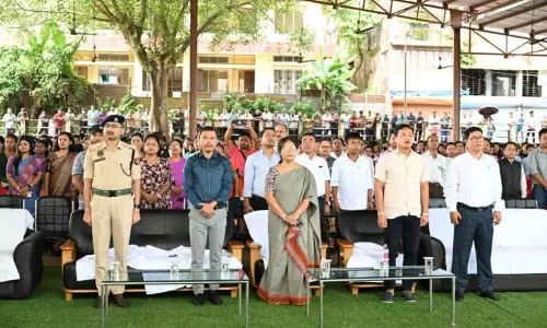 Assam के पूरे राज्य में ‘निजुत मोइना आसोनी’ चेक वितरित किए गए Assam के पूरे राज्य में ‘निजुत मोइना आसोनी’ चेक वितरित किए गए