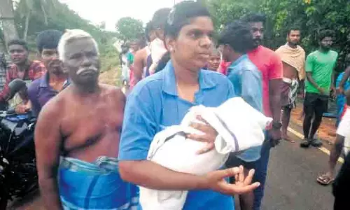 TN : तमिलनाडु में चिदंबरम के पास खाली पड़े घर से नवजात को ग्रामीणों ने बचाया