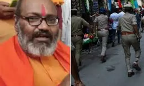 Meerut: गाजियाबाद डासना के पुजारी यति नरसिंहनंद को गिरफ्तार करने की मांग