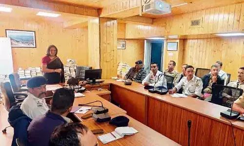 Himachal : पुलिस कर्मियों को पर्यटकों के व्यवहार और अपेक्षाओं से अवगत कराया गया