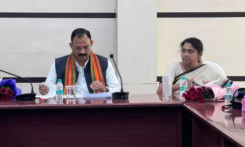 मंत्री श्याम बिहारी जायसवाल की अध्यक्षता में हुई छत्तीसगढ़ स्टेट बेवरेजेस कार्पोरेशन के संचालक मंडल की बैठक मंत्री श्याम बिहारी जायसवाल की अध्यक्षता में हुई छत्तीसगढ़ स्टेट बेवरेजेस कार्पोरेशन के संचालक मंडल की बैठक