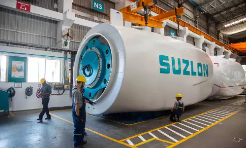 Suzlon के शेयर में -4.99% की गिरावट