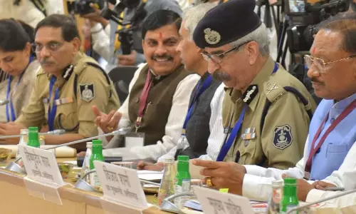 नक्सलवाद से किसी का भला होने वाला नहीं, भटके युवाओं को बंदूक छोड़ने की सलाह नक्सलवाद से किसी का भला होने वाला नहीं, भटके युवाओं को बंदूक छोड़ने की सलाह