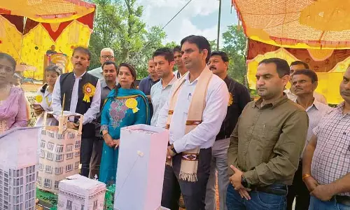 Himachal: स्कूली बच्चों ने सुरक्षित निर्माण मॉडल बनाए