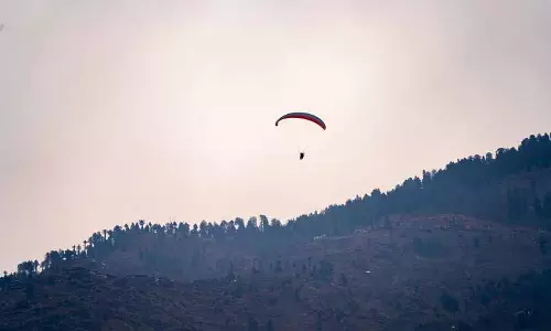Himachal: रास्ता भटकने के बाद पायलट और पर्यटक को बचाया गया
