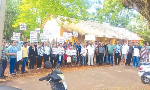 GOA: वेलिंगकर की गिरफ्तारी के लिए लौटोलिम के लोगों ने रैली निकाली GOA: वेलिंगकर की गिरफ्तारी के लिए लौटोलिम के लोगों ने रैली निकाली