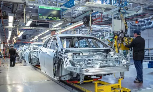 Nifty Auto में सिर्फ 5 सत्रों में 7.7% की गिरावट Nifty Auto में सिर्फ 5 सत्रों में 7.7% की गिरावट
