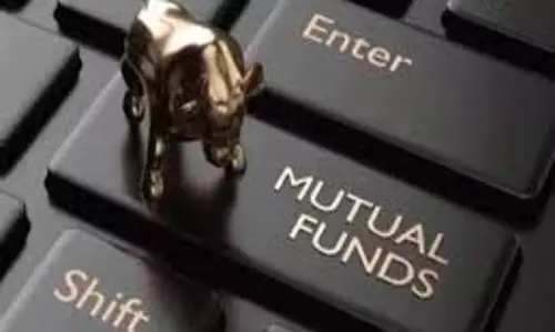 Business: म्यूचुअल फंड की ये स्कीम 10,000 रूपए की मंथली इन्वेस्टमेंट में आपको बना देगी करोड़पति Business: म्यूचुअल फंड की ये स्कीम 10,000 रूपए की मंथली इन्वेस्टमेंट में आपको बना देगी करोड़पति