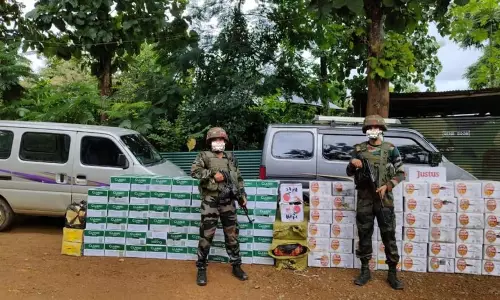 Manipur : राइफल्स ने भारत-म्यांमार सीमा पर सीमा पार तस्करी अभियान को नाकाम