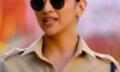 Singham Again से दीपिका पादुकोण के नवजात न्यू बॉर्न बेबी का डेब्यू Singham Again से दीपिका पादुकोण के नवजात न्यू बॉर्न बेबी का डेब्यू