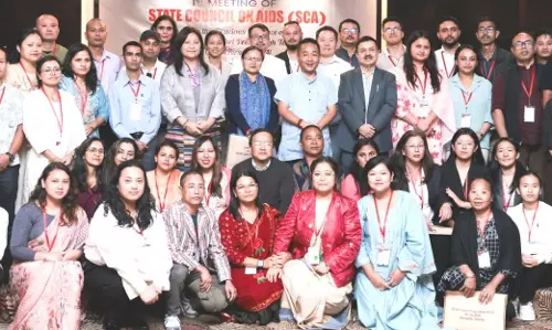 Sikkim : मुख्यमंत्री ने एचआईवी और नशीली दवाओं के दुरुपयोग के खिलाफ सामूहिक लड़ाई का आह्वान
