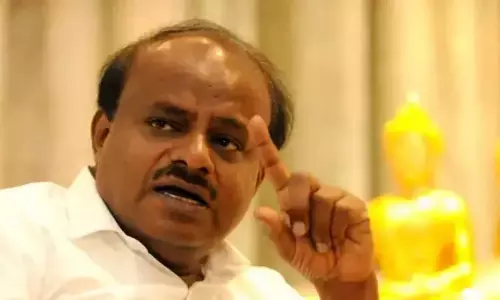 कुमारस्वामी ने सिद्धारमैया पर MUDA मामले से ध्यान भटकाने का आरोप लगाया कुमारस्वामी ने सिद्धारमैया पर MUDA मामले से ध्यान भटकाने का आरोप लगाया