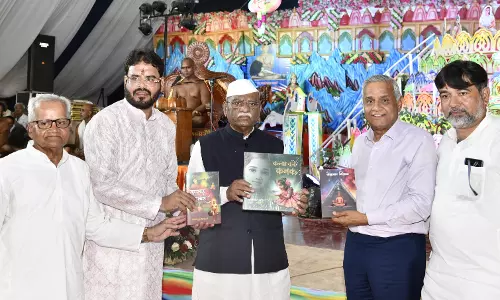 Jaipur: राज्यपाल बागडे आचार्य सुनील सागर जी के अवतरण दिवस कार्यक्रम में सम्मिलित हुए Jaipur: राज्यपाल बागडे आचार्य सुनील सागर जी के अवतरण दिवस कार्यक्रम में सम्मिलित हुए