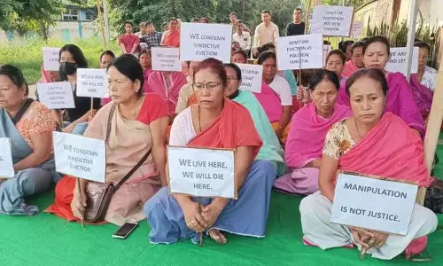 Manipur: लाम्फेल के निवासियों ने बेदखली आदेश का विरोध किया Manipur: लाम्फेल के निवासियों ने बेदखली आदेश का विरोध किया