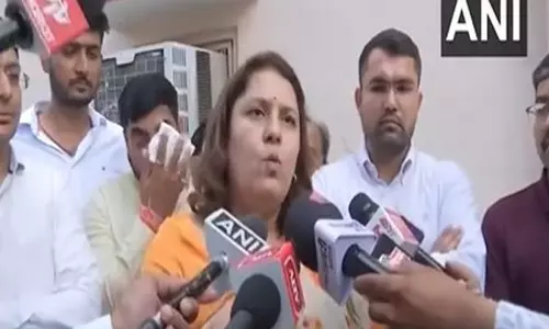 JK Assembly: कांग्रेस की सुप्रिया श्रीनेत ने विधायक मनोनयन की आलोचना की JK Assembly: कांग्रेस की सुप्रिया श्रीनेत ने विधायक मनोनयन की आलोचना की