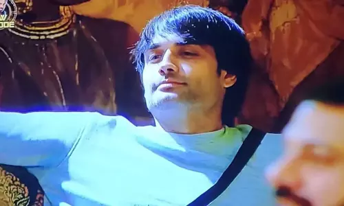 Bigg Boss 18: विवियन डीसेना को प्रतियोगियों ने सबसे कम पसंदीदा घोषित किया, VIDEO... Bigg Boss 18: विवियन डीसेना को प्रतियोगियों ने सबसे कम पसंदीदा घोषित किया, VIDEO...