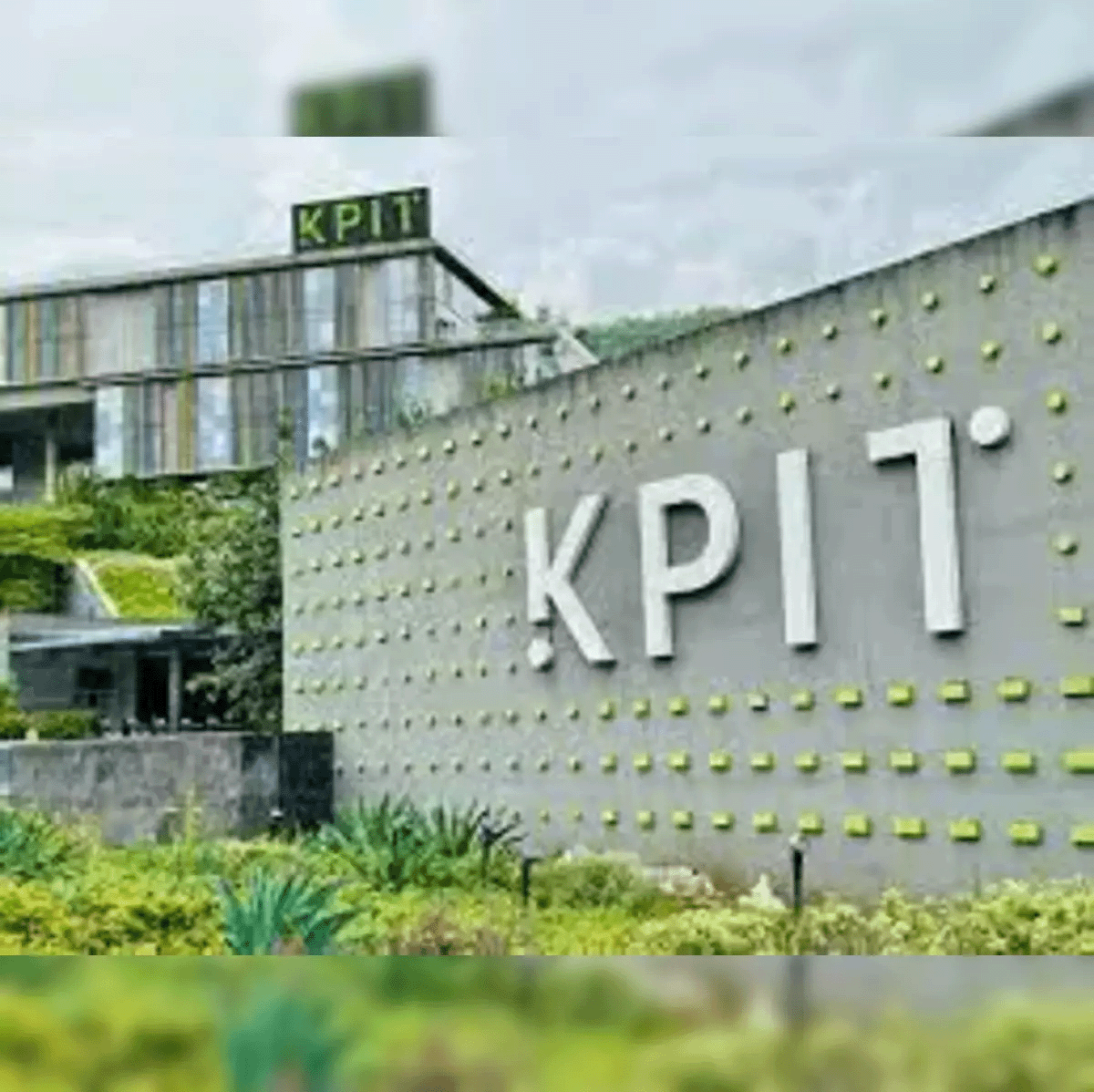 KPIT टेक्नोलॉजीज के शेयर में 0.4% की बढ़त