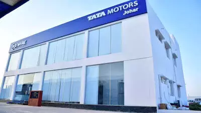 Tata Motors के शेयर में -1.85% की गिरावट