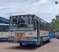 हैदराबाद: महिला ने TGSRTC बस कंडक्टर पर किया हमला