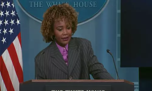 White House की प्रेस सचिव कैरिन जीन-पियरे को वरिष्ठ सलाहकार के पद पर पदोन्नत किया गया