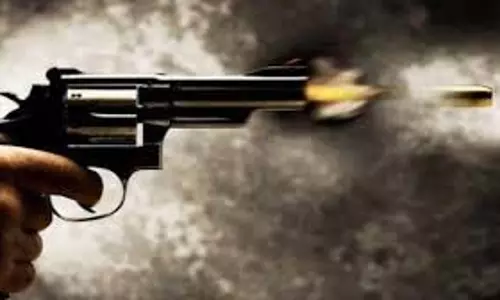 UP News: सगाई के जश्न दौरान हर्ष फायरिंग में 3 बच्चों को लगी गोली UP News: सगाई के जश्न दौरान हर्ष फायरिंग में 3 बच्चों को लगी गोली