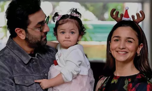 Alia Bhatt ने दिखाया राहा को राधा तेरी चुनरी और बदतमीज दिल