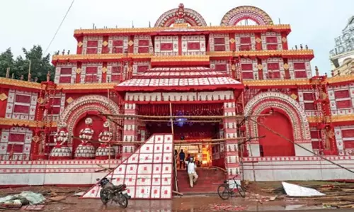 Odisha: नयापल्ली में जेबकतरों पर नजर रखने के लिए ड्रोन से निगरानी Odisha: नयापल्ली में जेबकतरों पर नजर रखने के लिए ड्रोन से निगरानी