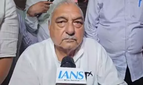 भूपेंद्र सिंह हुड्डा ने शुरुआती रुझानों को किया खारिज, बोले बनेगी कांग्रेस सरकार भूपेंद्र सिंह हुड्डा ने शुरुआती रुझानों को किया खारिज, बोले बनेगी कांग्रेस सरकार