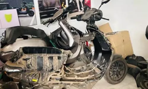 सरकार से नोटिस मिलने के बाद धड़ाम हुआ ओला इलेक्ट्रिक का शेयर