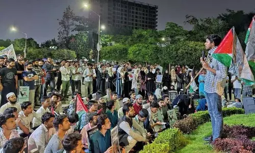 TG: MANUU के छात्रों ने फिलिस्तीन के लिए एकजुटता मार्च निकाला TG: MANUU के छात्रों ने फिलिस्तीन के लिए एकजुटता मार्च निकाला