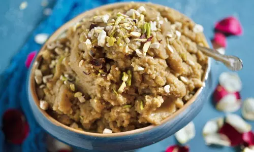 Navratri के सातवें दिन मां कालरात्रि को गुड़ का हलवा का भोग लगाए