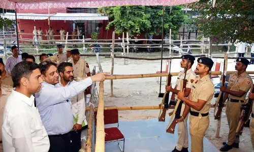 Haryana : हिसार में मतगणना स्थल पर कड़ी सुरक्षा व्यवस्था Haryana : हिसार में मतगणना स्थल पर कड़ी सुरक्षा व्यवस्था