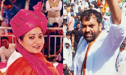 Haryana : रेवाड़ी अटेली पर निगाहें अहीर दिग्गजों के वंशजों के बीच कड़ी टक्कर Haryana : रेवाड़ी अटेली पर निगाहें अहीर दिग्गजों के वंशजों के बीच कड़ी टक्कर