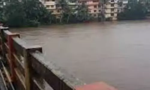Kerala: मोबाइल के पैसे न देने पर 16 वर्षीय किशोर ने नदी में लगाई छलांग