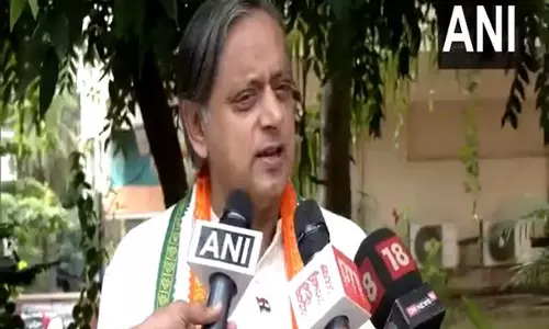 हमें अभी जल्दबाजी में कोई निष्कर्ष नहीं निकालना चाहिए: Congress सांसद शशि थरूर